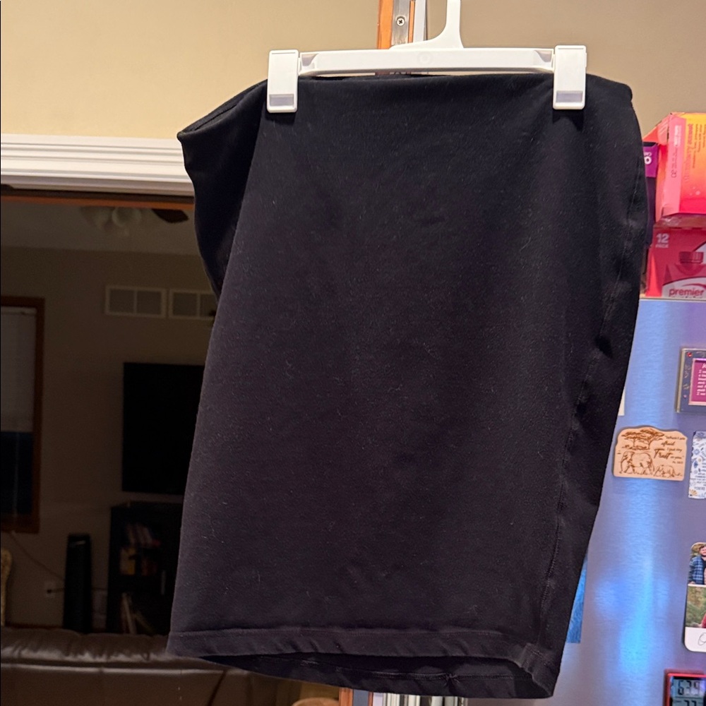 Old Navy Black stretch pencil Skirt